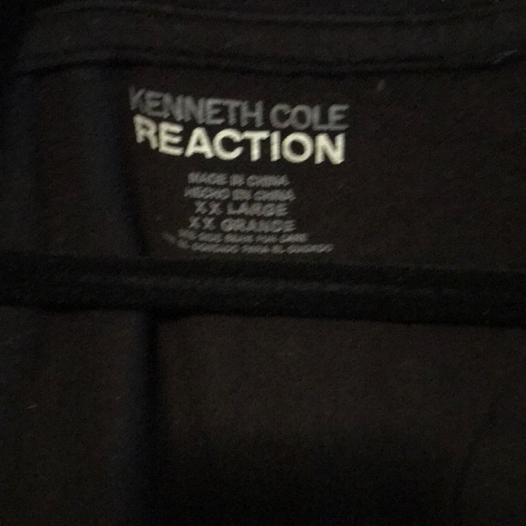 Black Kenneth Cole Reaction Top - Picture 3 of 3